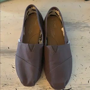 Toms shoes